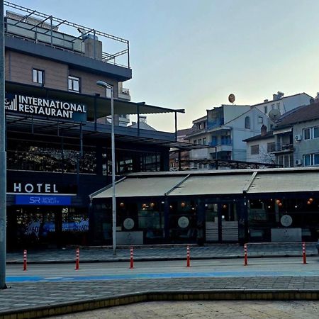 International Palace Велес Экстерьер фото